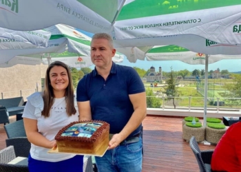 „Арт център Бяла“ заработи, откриха официално Арт кафето