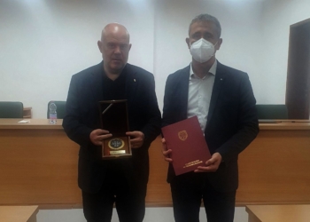 Иван Гешев награди окръжния прокурор на Русе с плакет „За заслуга“