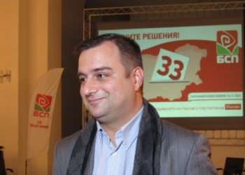 Доц.Попиванов: Гласовете на опитните политици са важни, Русе ги има /ВИДЕО/