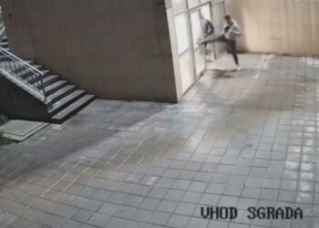 Брутален вандализъм в Русе, за малко да пострада момиче /ВИДЕО/