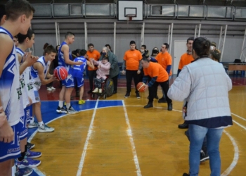 Юношите от „Дунав-Русе-2016“ приобщиха към баскетбола деца с увреждания