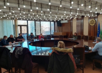 Кметове и превозвачи в община Русе обсъдиха новата транспортна схема