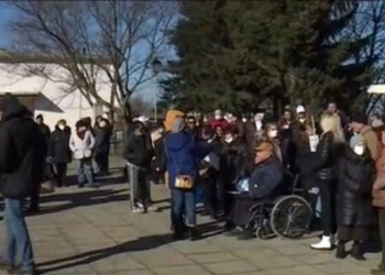 Ново село излезе в защита на лекаря си, прокуратурата разследва агресията в „Медика“