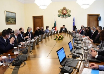 Държавата ще подкрепя работодателите с мерките за ковид до края на юни
