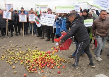 Овощари на Дунав мост: Чакат ни фалити, ще искаме оставки /ВИДЕО/