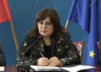 От 1 април: Маските са препоръчителни, граничният контрол със сертификат остава