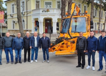 Нова специализирана машина получи Община Ветово