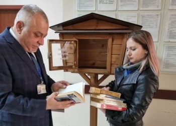 Подвижна библиотека получиха като подарък медиците от КОЦ-Русе