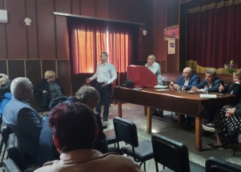 Кметът на Русе и екипът му направиха изнесена приемна в Долно Абланово