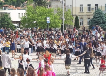 Община Бяла възобновява парада на деца и ученици за 24 май