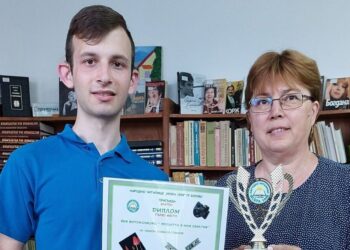 Читалището в Борово връчи наградите от фотоконкурса „Пролетта в моя обектив“