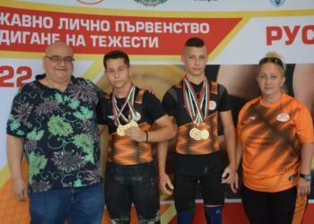 Нови три титли в щангите за ТСК на Държавното лично първенство в Русе