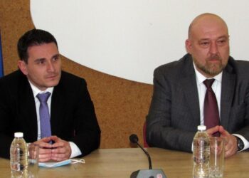 Съдбата на областния управител на Русе продължава да е неясна
