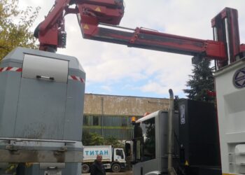 Аварирала техника нарушава сметосъбирането в почти целия град