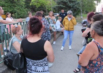 30 деца лишени от тренировки заради заключена база и смяна на треньори/ВИДЕО/