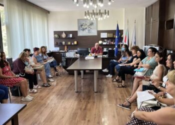 Община Русе въвежда мерки в социалните услуги заради жълтата зона за ковид