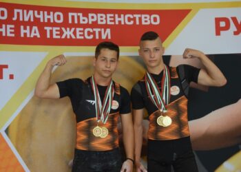 Четирима тежкоатлети от Русе започват подготовка за Европейското за кадети