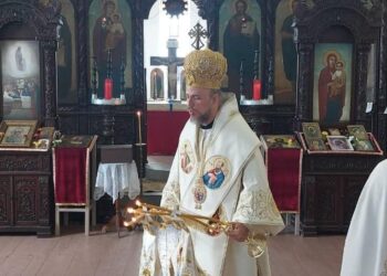 Викарият на Русенския митрополит служи празнично в Борово