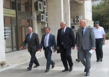 Вътрешният министър: Имаме решение за тировете на Дунав мост /ВИДЕО/