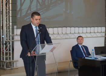 На 25 август ще има обществена среща за проблемите с тировете и водния проект в Русе