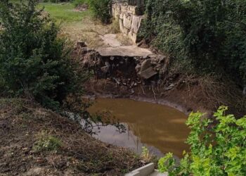 Община Русе чисти след дъждовете в Басарбово, предстоят мерки и за Червена вода
