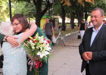 Корнелия Нинова в Русе: И в следващия парламент БСП ще бъде гарант за сигурност и стабилност /ВИДЕО/