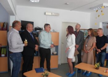 Ротари клуб „Русе Дунав” дари устройства за дезинфекция на въздуха на ДГ„Снежанка”-Русе