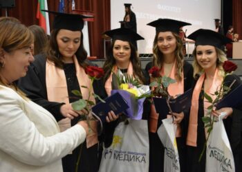 23 от новодипломираните медицински сестри в Русе вече работят в „Медика“