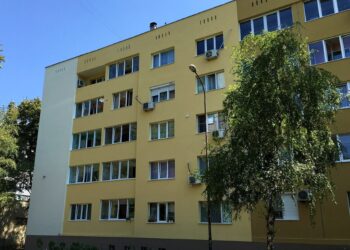 Община Русе кани домоуправителите да им представи насоките за саниране