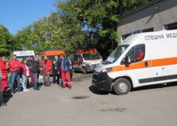 Работещите в „Спешна помощ“ в Русе настояват за достойно заплащане /ВИДЕО/