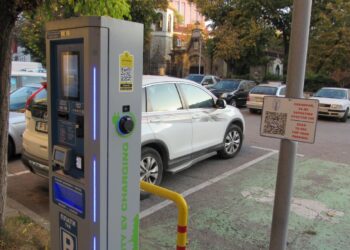Плащането за паркинг в центъра на Русе вече и с QR код