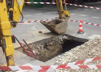 Авария на водопровод затвори ул.“Битоля“ в Русе, спряха водата в района
