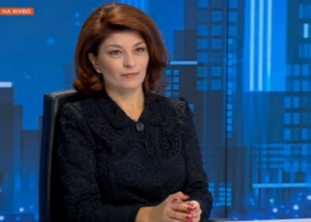 Десислава Атанасова в „Панорама“: Ще положим всички усилия парламентът да работи