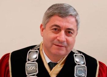 Акад. Белоев стана „Доктор хонорис кауза“ на Ташкентския държавен икономически университет