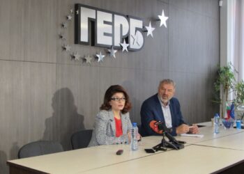 Десислава Атанасова: Очаквам честен разговор с ПП за държавата /ВИДЕО/