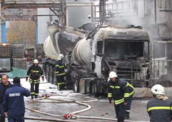 Взрив на цистерна на площадката на „Лубрика“ в Русе взе жертва /ВИДЕО/