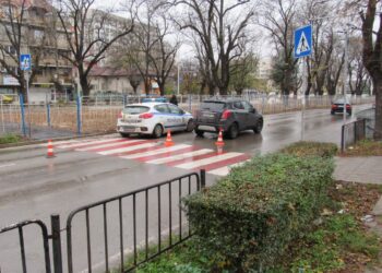 Възрастно семейство беше блъснато на пешеходна пътека в Русе /ВИДЕО/