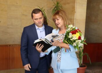 Библиотеката в Русе почете Деня на будителите с изложби и фототипно издание