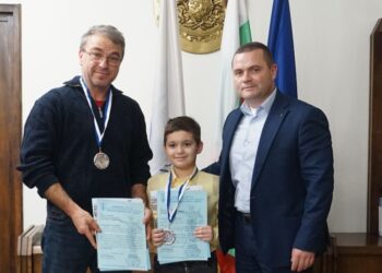 Кметът награди 7-годишно русенче, вицесветовен шампион по бразилско джу-джицу