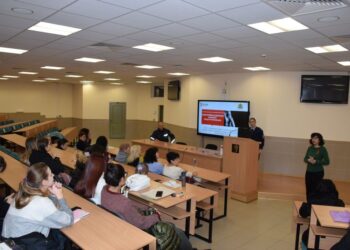 Кампанията срещу насилието гостува в Русенския университет