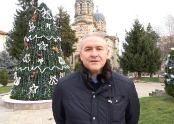 Кметът на Бяла: Нека Коледните празници донесат здраве, мир и любов /ВИДЕО/