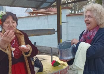 Жените на Ветово отпразнуваха с ритуал и закачки Бабинден
