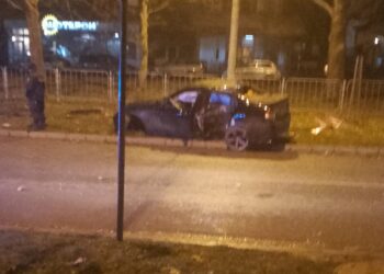 20-годишно момиче катастрофира тежко на бул.“Липник“
