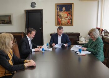 Община Русе и синдикатите в здравеопазването и социалните дейности подписаха нов КТД
