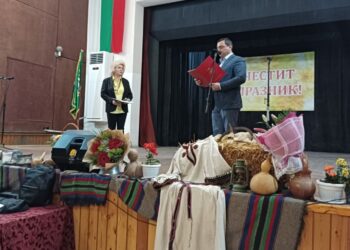 Читалището във Ветово отбеляза тържествено троен празник за 1 март /ГАЛЕРИЯ/