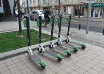 Споделените електрически тротинетки се завърнаха в Русе, ще има още!