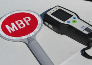 Спецоперация на полицията върви в Русенско, проверяват коли и къщи/ВИДЕО/