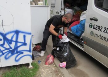 30 контейнера приемат дрехите от пролетното разчистване на русенци