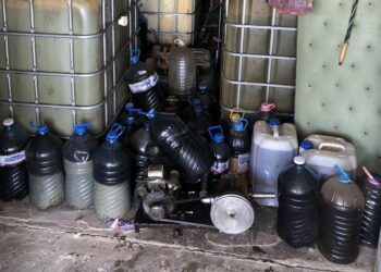 11 тона дизелово гориво откриха в гараж в село Иваново
