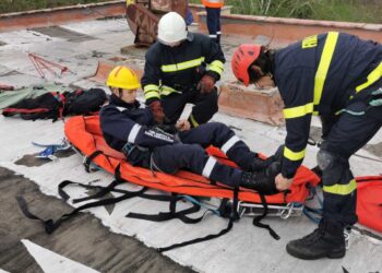 Пожарната в Русе тренира действията си при трус от 6,3 по Рихтер с разрушения и пожар